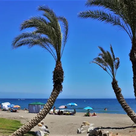 Apartment Carihuela Playa. Plaza Del Remo. Exclusivo Al Lado Del Mar. *